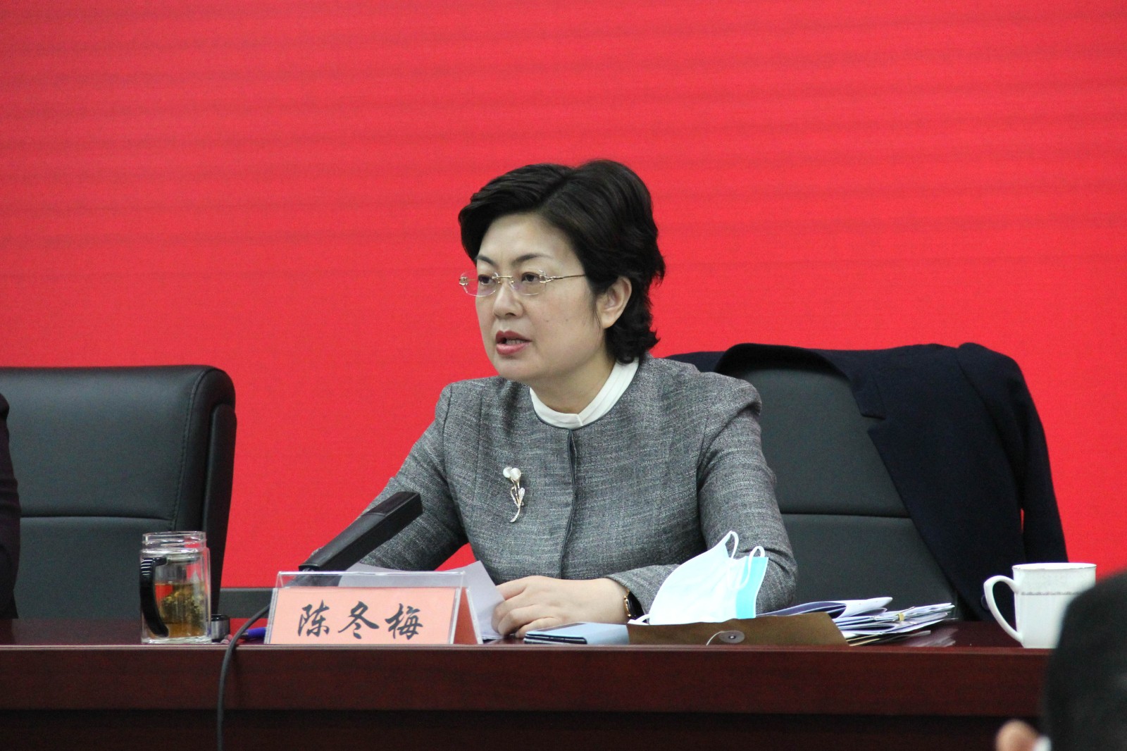 陈冬梅充分肯定了2021年全市文化广电和旅游工作取得的成绩,从以更高