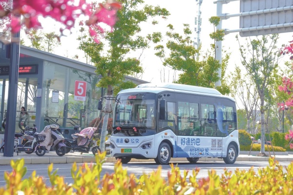 动态公交.jpg 动态公交.jpg