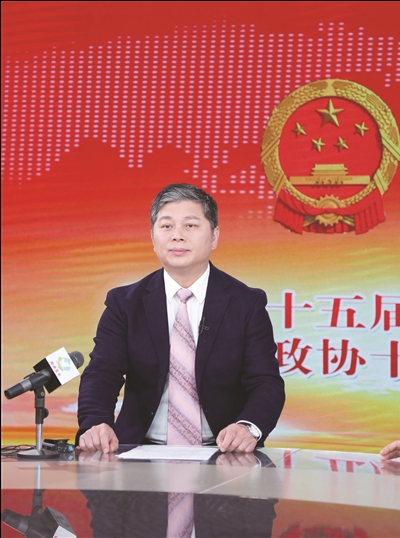 市人社局局长凌建华:提高服务水平 促进就业与发展良性互动-南通市
