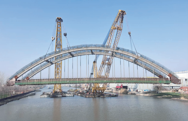 天西大桥钢结构吊装施工完成.png 天西大桥钢结构吊装施工完成.png